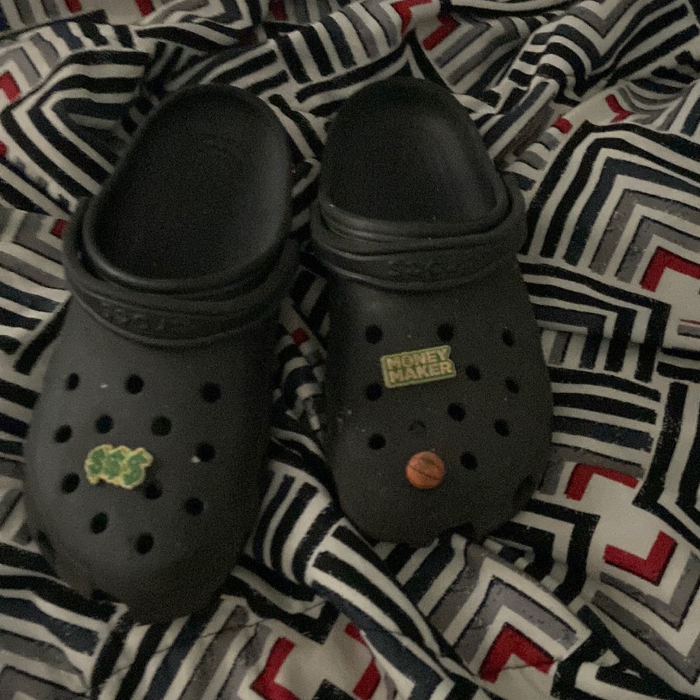 Black Crocs